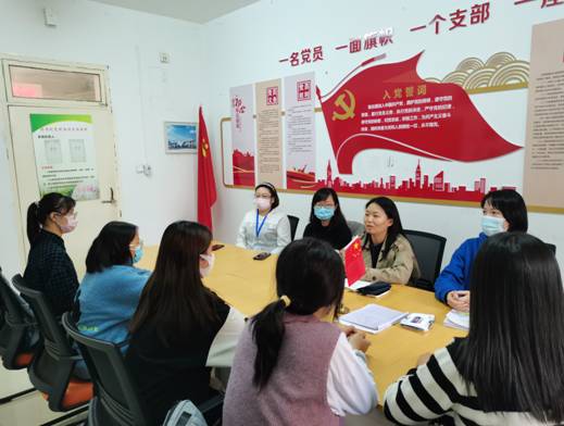 學(xué)工團(tuán)隊(duì)了解封空期間學(xué)生困難